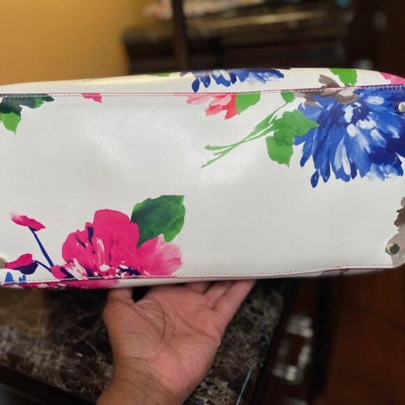Kate Spade, NWOT SPRING/SUMMER TOTE! - Picture 6 of 8